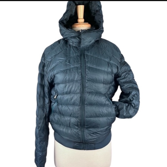 Lululemon Get Up Get Down Goose Down Puffer Jacket Mens Medium Metallic Blue - Picture 2 of 12